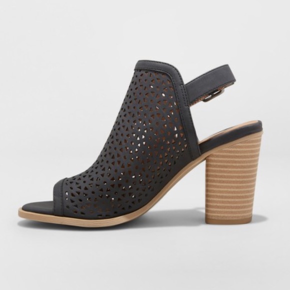 Universal Thread Shoes - Black Laser Cut Booties